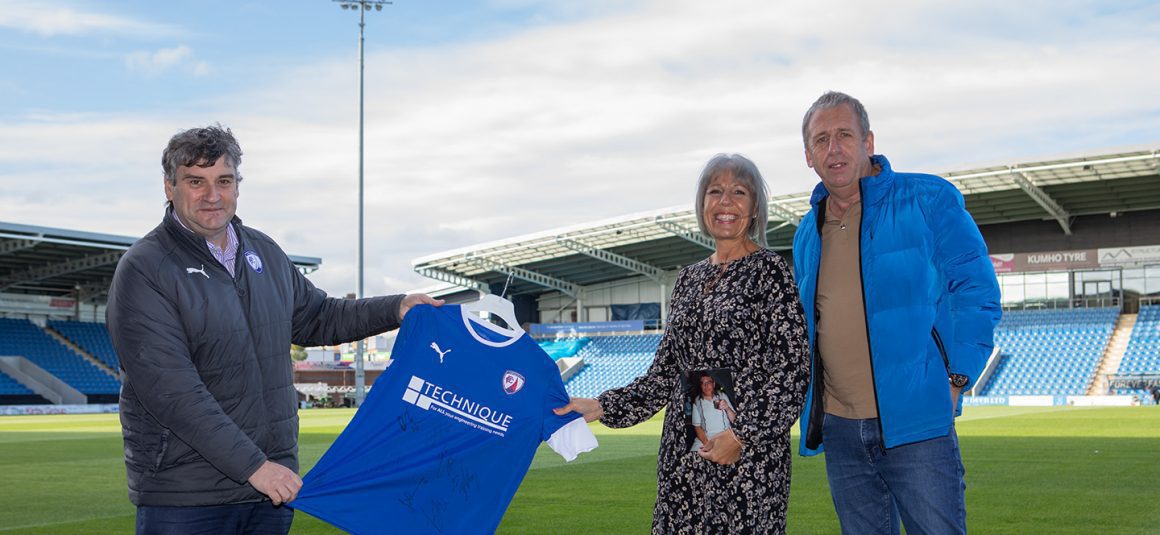 Shirt presented to supporter’s daughter