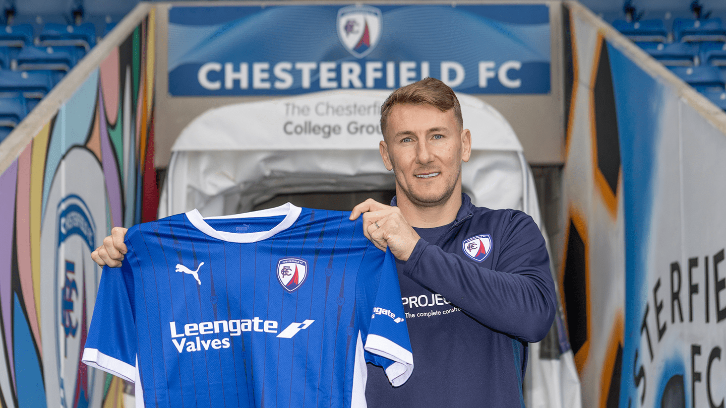 Spireites sign experienced defender | Chesterfield FC